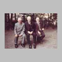 027-1029 Drei Gross Engelauer beim Kreistreffen Wehlau im Jahre 1964. Von links Karl Clemens, Hermann Witt und Franz Krueger.  .JPG